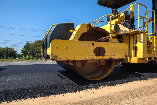 Best Affordable Driveway Paving  in Forty Fort, PA